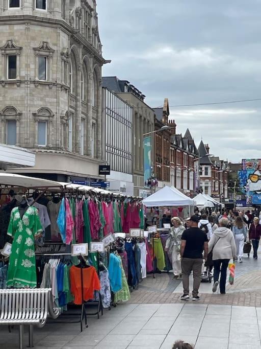 Nero View, Southend City High Street Екстер'єр фото